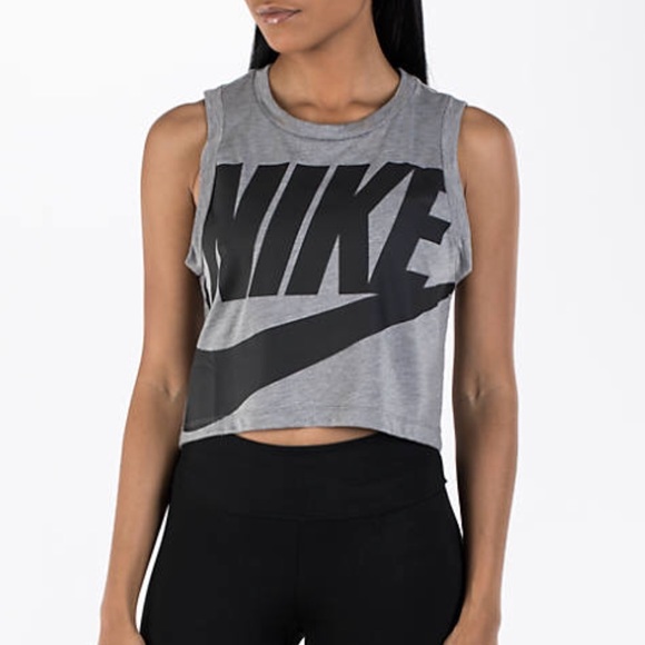 nike essential crop tank